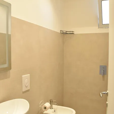 Wavefront 1 Apartman